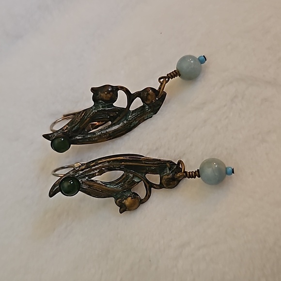 Vintage Estate Funky Art Noveau Patina Jade Beaded Leverback Hook Earrings - Picture 2 of 6